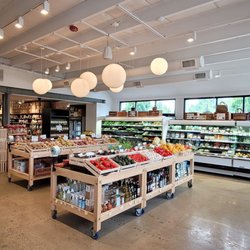 Soulberry Market - Great selection of local and organic produce.