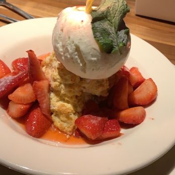 131 MAIN Restaurant - Strawberry shortcake - New American Near Me - Charlotte, North Carolina 131 MAIN Restaurant - Strawberry shortcake - New American Near Me - Charlotte, North Carolina