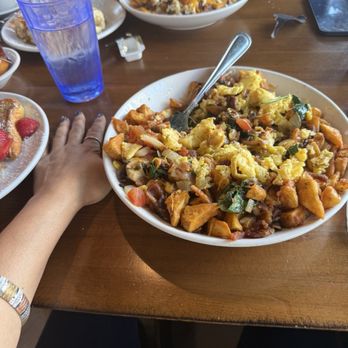 Honeybear Cafe - Veggie skillet - Breakfast & Brunch Near Me - Chicago, Illinois