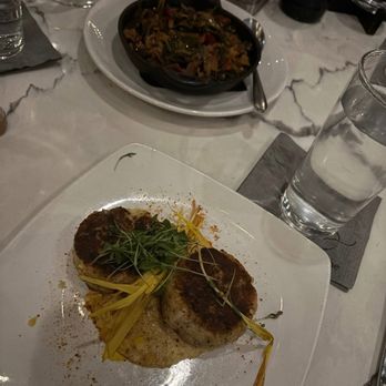 Pearl & Vine - Crab cakes - New American Near Me - Katy, Texas Pearl & Vine - Crab cakes - New American Near Me - Katy, Texas