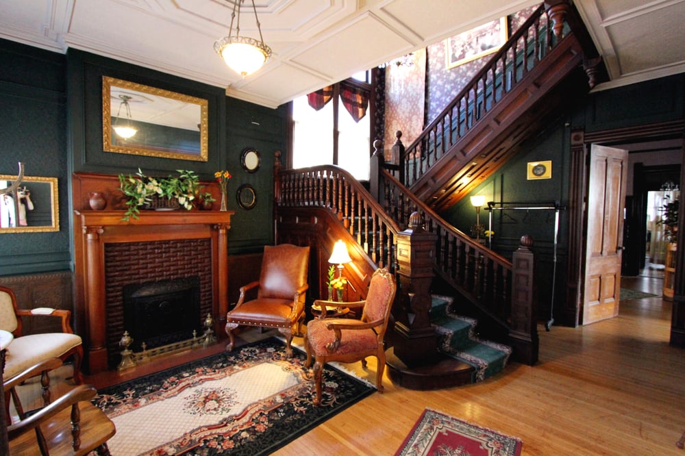 SERENITY BED AND BREAKFAST INN Updated October 2024 12 Photos