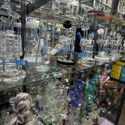Lucky Smokeshop - Cookies water bongs