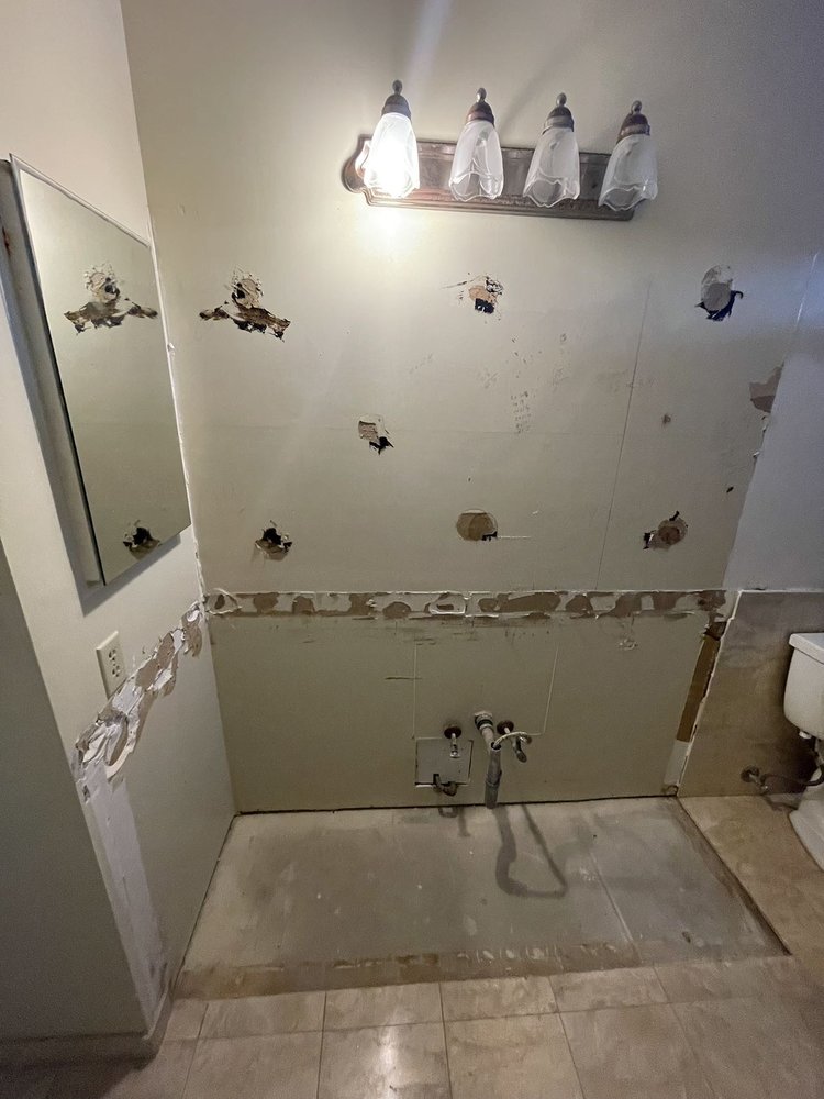 Slide of Renova Hawaii Home