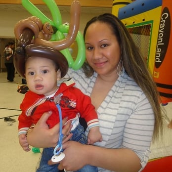 Balloon Twisting With Lien - Party & Event Planning Near Me