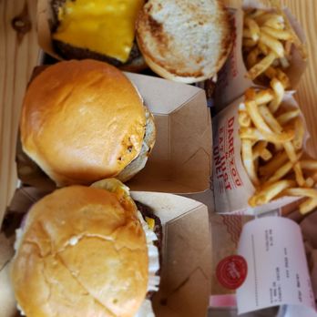 Hat Creek Burger - Burgers Near Me - Fulshear, Texas Hat Creek Burger - Burgers Near Me - Fulshear, Texas