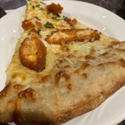Bellini Lounge - Pizza-Buffalo chicken wing.