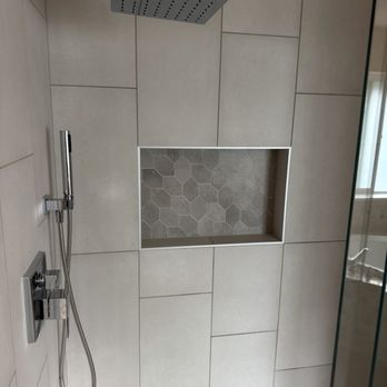 Rainier Bath and Tile - Niche and faucet - Tiling Near Me