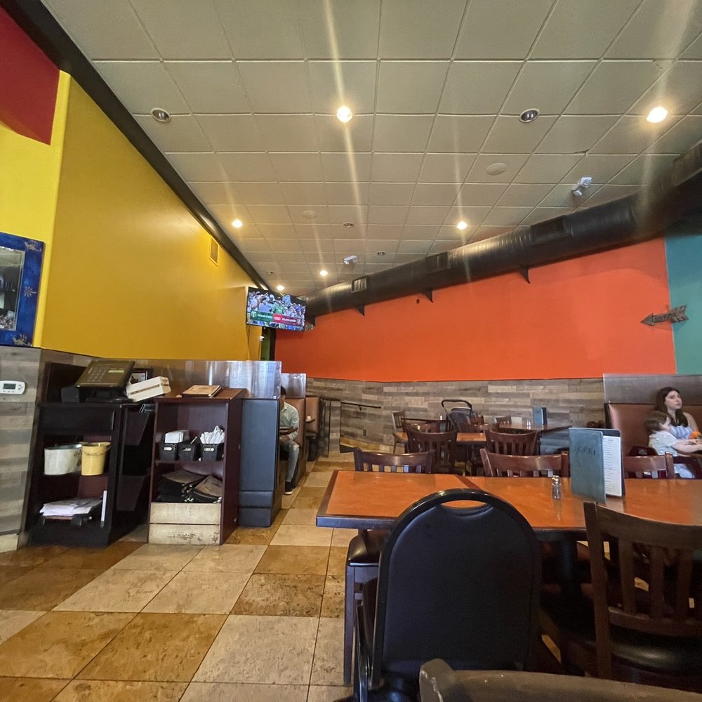 El Agavero - Dining area - Mexican Near Me - Oakland, California El Agavero - Dining area - Mexican Near Me - Oakland, California