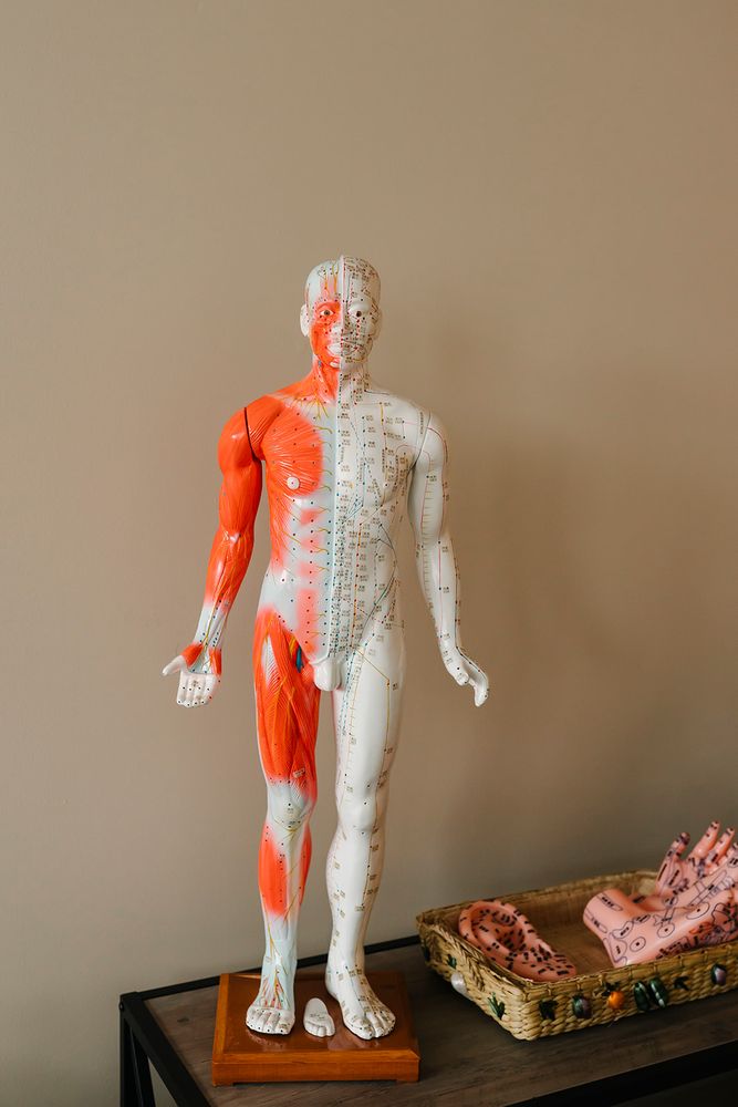 Reena's Jade Massage Therapy Logo