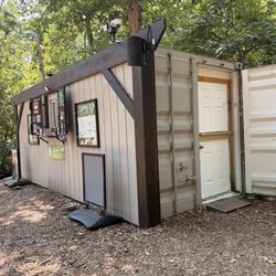 Gear Garden - Beer hut