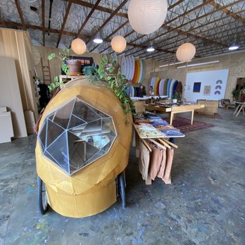 Mollusk Surf Shop - Outdoor Gear Near Me - Venice, California