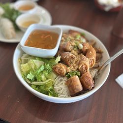 Huong Thao - Chicken and egg roll noodle bowl