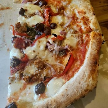 Doppio Zero San Carlos - Pizza!!!! Fantastic dough! Like crazy, scrumptious:) - Pizza Near Me - San Carlos, California