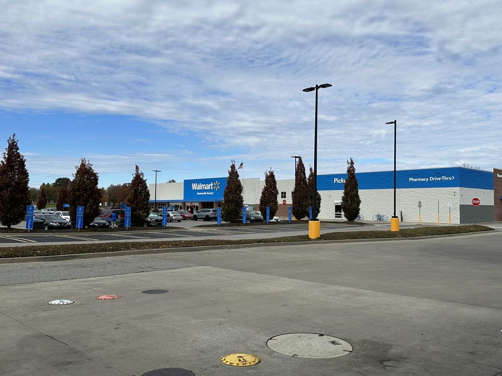 WALMART NEIGHBORHOOD MARKET 14 Photos 1703 E Central Ave, Bentonville, Arkansas Grocery