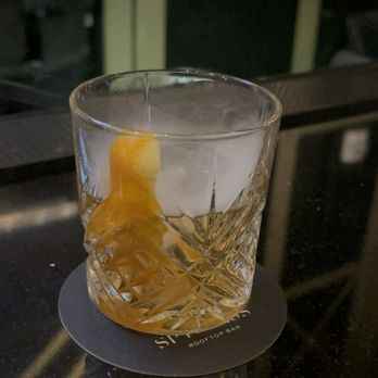 Spyglass Rooftop Bar - Redemption - Cocktail Bars Near Me - New York, New York