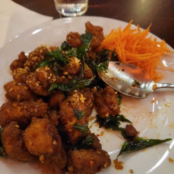 Malakor Thai Restaurant - Crispy garlic chicken - Thai Near Me - Renton, Washington Malakor Thai Restaurant - Crispy garlic chicken - Thai Near Me - Renton, Washington