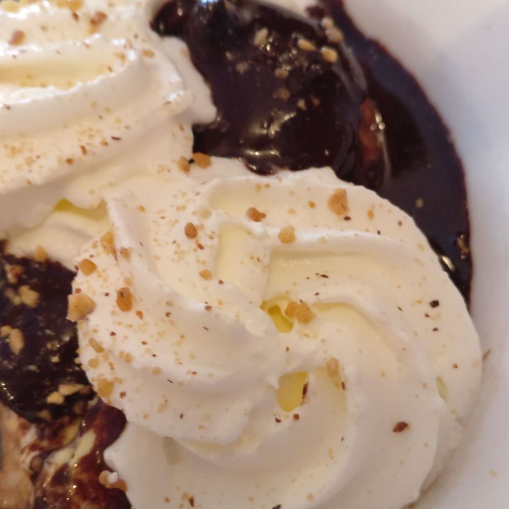 La Cave Gourmande - Profiteroles. - Bistros Near Me - Paris, 75