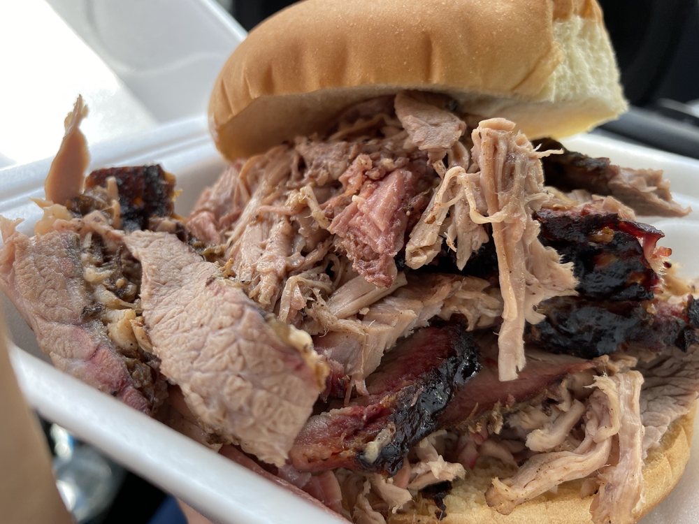 HANKS SMOKED BRISKETS Updated October 2024 111 Photos & 248 Reviews