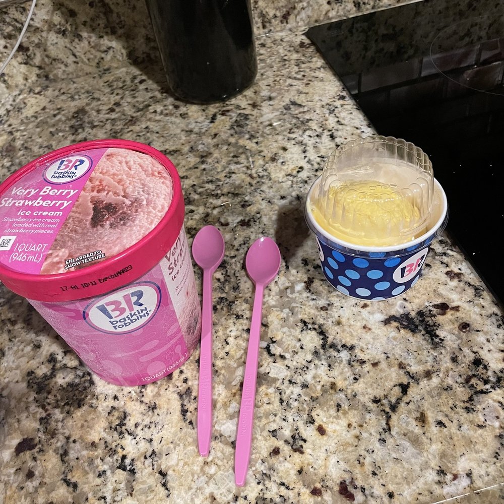 BASKIN ROBBINS Updated September 2024 4012 Elvis Presley Blvd