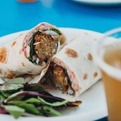 Earth Aloha Eats