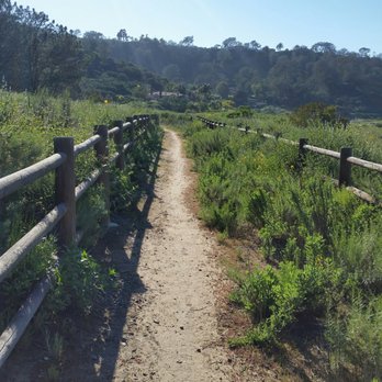 Crest Canyon Park - Parks Near Me