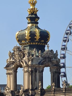 Dresden Zwinger by null