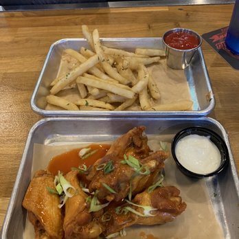 Bubba’s Bones & Brews - Bubba's Wings and French Fries. - Gastropubs Near Me - Cathedral City, California Bubba’s Bones & Brews - Bubba's Wings and French Fries. - Gastropubs Near Me - Cathedral City, California