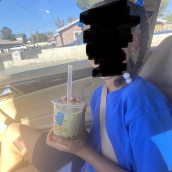 Aloha Tea & Coffee - Matcha Milk Tea with Handmade Fresh Pearls (Boba) - Coffee & Tea Near Me - Glendale, Arizona
