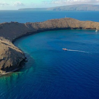 Molokini Crater - Boating Near Me - Maalaea, Hawaii