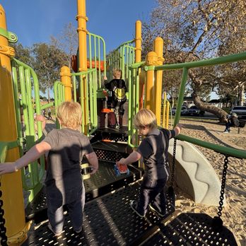 Camino Real Park - Dog Parks Near Me - Ventura, California Camino Real Park - Dog Parks Near Me - Ventura, California