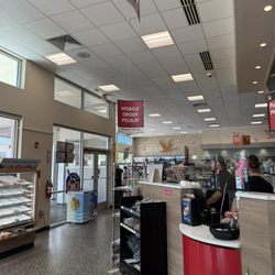 Wawa - Inside