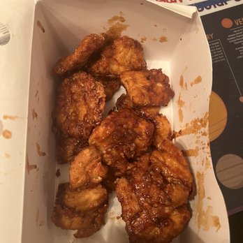 Bonchon Arlington - Soy garlic strips - Chicken Wings Near Me - Arlington, Virginia Bonchon Arlington - Soy garlic strips - Chicken Wings Near Me - Arlington, Virginia