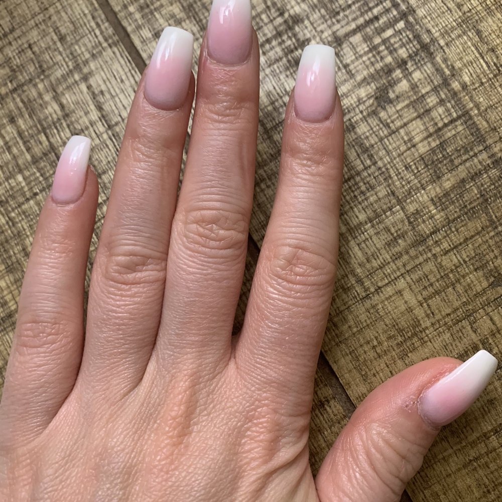 Pink and white ombré Pink and white ombré