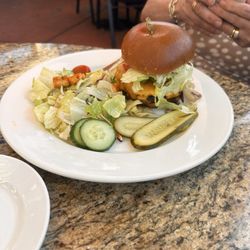 Trancas Steakhouse - Amazing burger & salad
