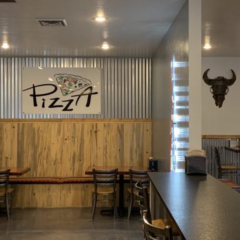 Fireside Pizza & Sandwich - the dining area - Pizza Near Me - Stevensville, Montana Fireside Pizza & Sandwich - the dining area - Pizza Near Me - Stevensville, Montana