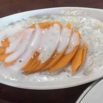 Bangkok Pho And Thai Food Express - Slices Mango Sticky Rice when it is supposed to be big chunks pieces of mango - Thai Near Me - Willits, California Bangkok Pho And Thai Food Express - Slices Mango Sticky Rice when it is supposed to be big chunks pieces of mango - Thai Near Me - Willits, California