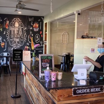 Tower Tea - Order area and more seating in the back - Bubble Tea Near Me - Fresno, California