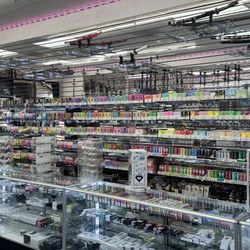 Discount Smokes & Gifts