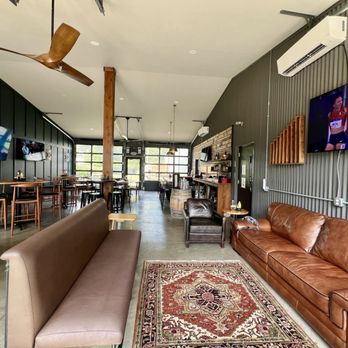 ARTifice Ales & Mead - Back room with TV's & couches - Brewpubs Near Me - Manheim, Pennsylvania ARTifice Ales & Mead - Back room with TV's & couches - Brewpubs Near Me - Manheim, Pennsylvania