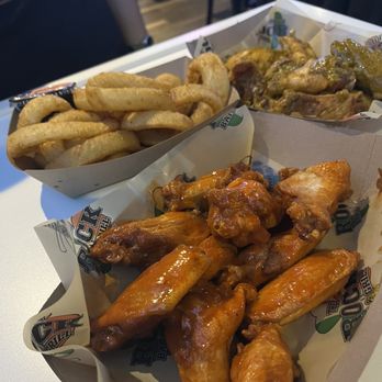 The Rock Bar & Grill - Buffalo good, Lemon Pepper and Onion Rings not so much. - Sports Bars Near Me - Clifton, New Jersey The Rock Bar & Grill - Buffalo good, Lemon Pepper and Onion Rings not so much. - Sports Bars Near Me - Clifton, New Jersey
