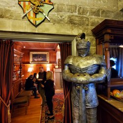 Mazza Castle - Lower level (food/drinks)