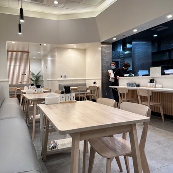 Ari Sushi - Interior was very minimalistic - Sushi Bars Near Me - Dublin, California