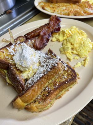 Golden Burger by null