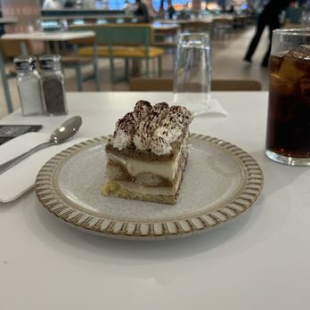 Nonnas - Tiramisu - Italian Near Me - Newark, New Jersey
