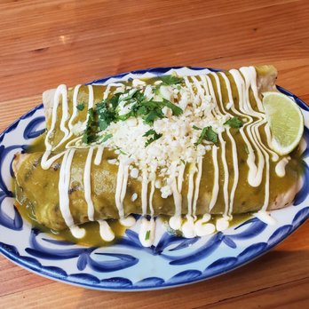Casco Antiguo - Pollo y Suiza Enchiladas: chili + tomato marinated shredded chicken with tomatillo + poblano suiza sauce $12 - Mexican Near Me - Seattle, Washington