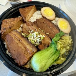 Y122. Classic Braised Pork Belly Bento Y122. Classic Braised Pork Belly Bento
