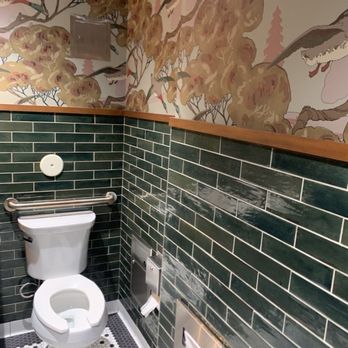 Walt's Wharf - Clean bathrooms say a lot about the business. - Seafood Near Me - Seal Beach, California Walt's Wharf - Clean bathrooms say a lot about the business. - Seafood Near Me - Seal Beach, California