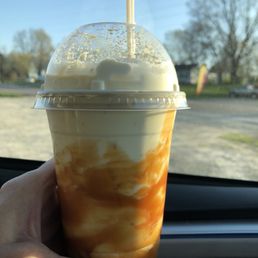 Cashew and caramel concrete
