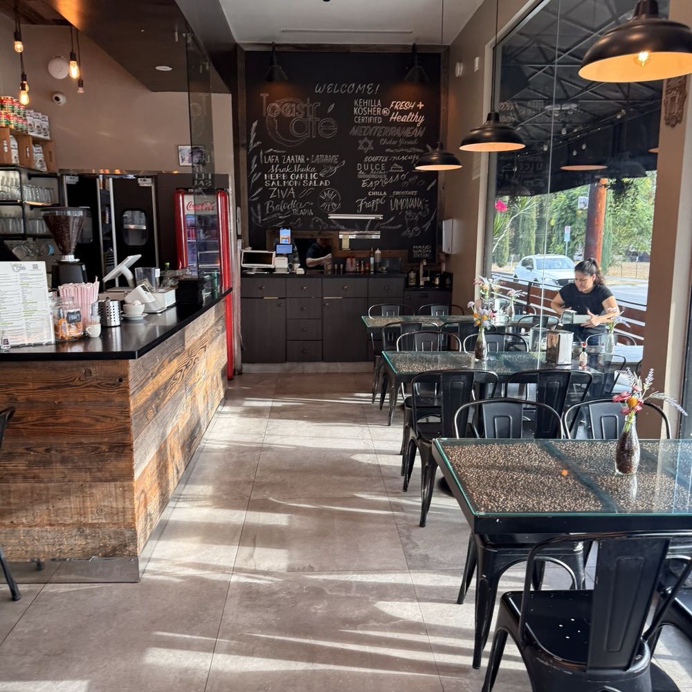 Toast Cafe - Indoor seating - Cafes Near Me - Sherman Oaks, California Toast Cafe - Indoor seating - Cafes Near Me - Sherman Oaks, California