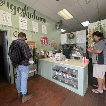Ige's Halawa - Hawaiian Near Me - Aiea, Hawaii
